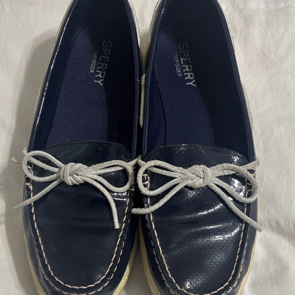 Women’s Sperry navy patent loafers, size 11, GUC